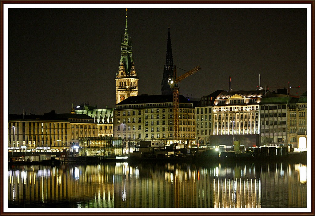 Hamburg on a Budget: Cheap Routes, Stays and Tips