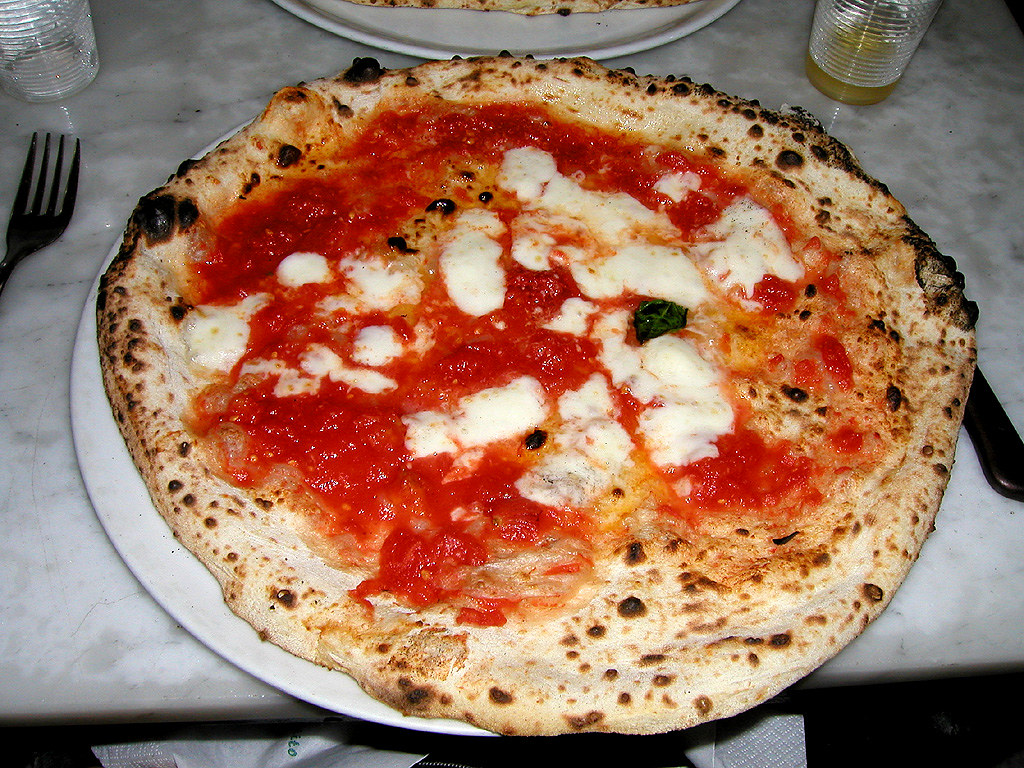 Naples on a Budget: Cheap Routes, Stays and Tips
