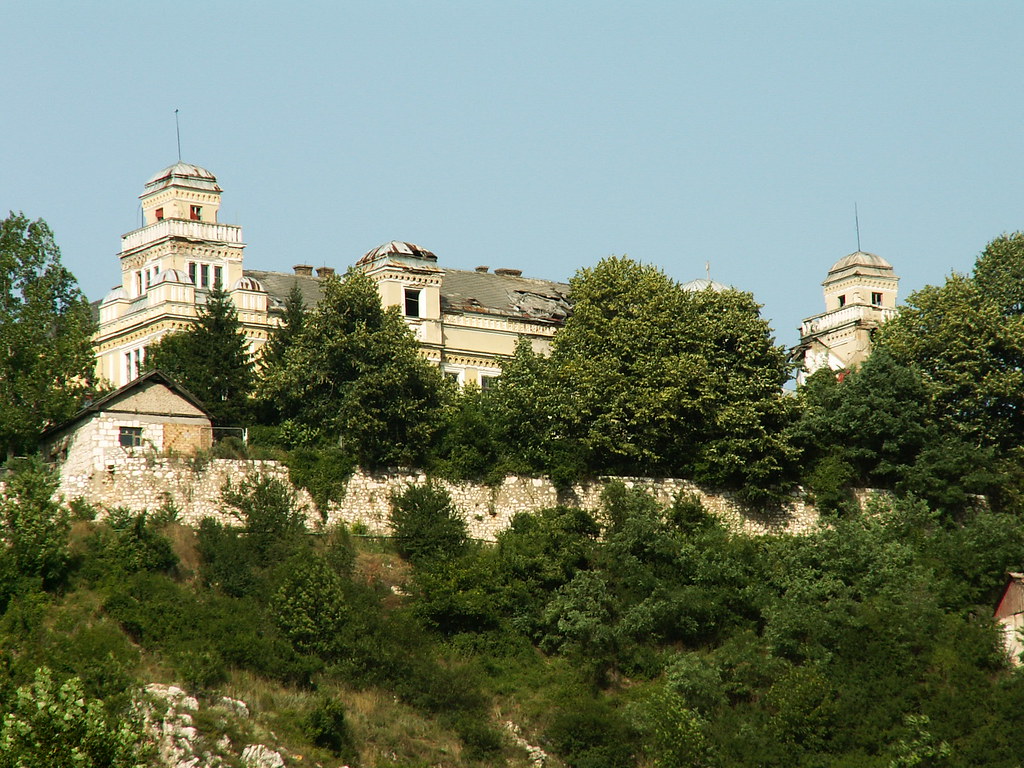 Jajce on a Budget: Cheap Routes, Stays and Tips — Jajce, Bosnia and Herzegovina travel guide
