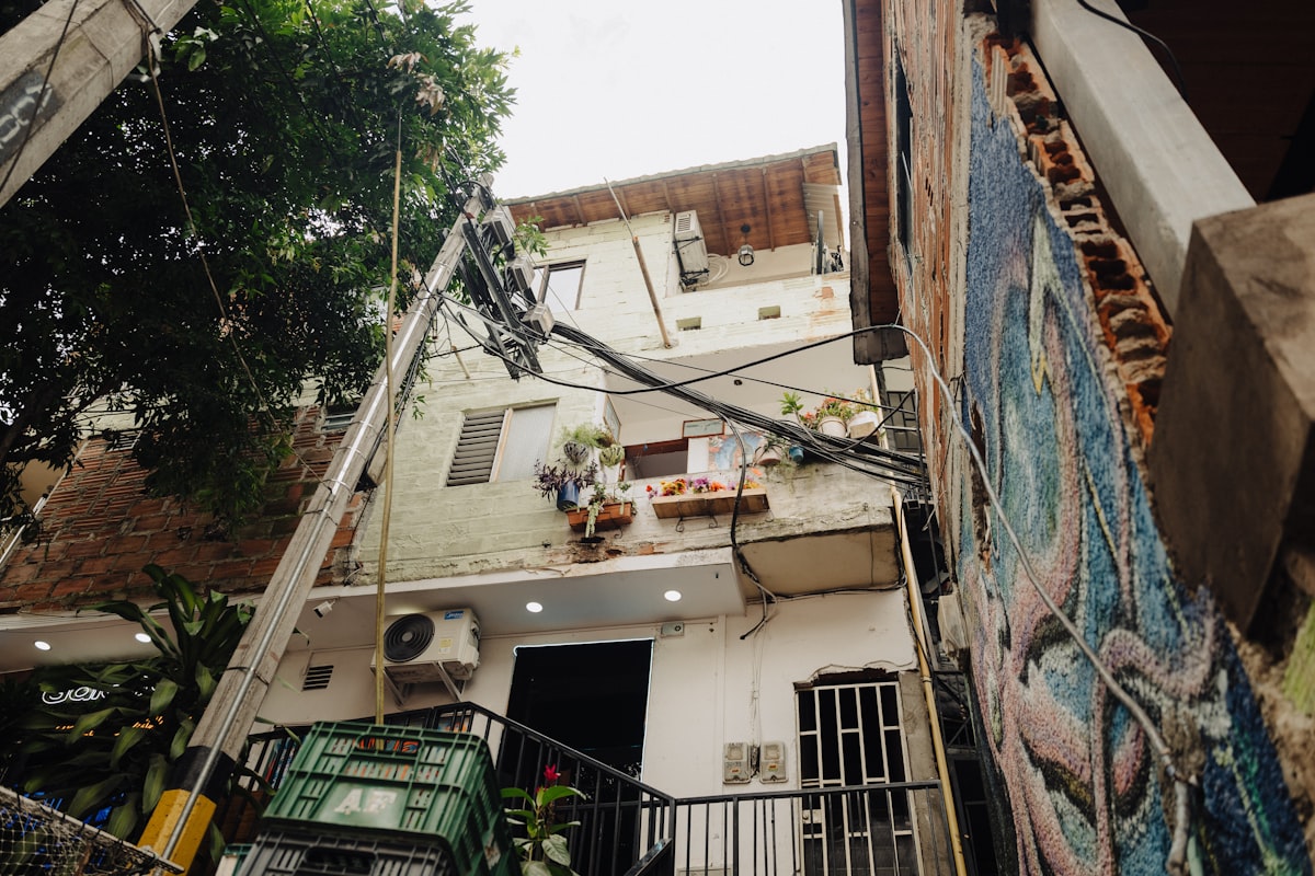 Colombia Budget Guide: Street Art, Coffee and Caribbean Coast — Colombia travel guide